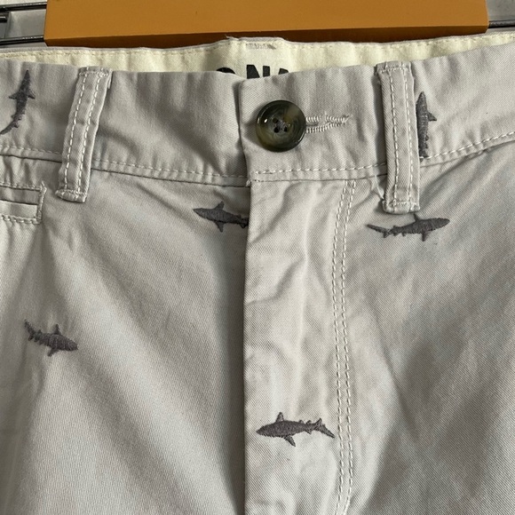 Men’s Old Navy Shark  Print Shorts~Size 29 - Picture 5 of 10